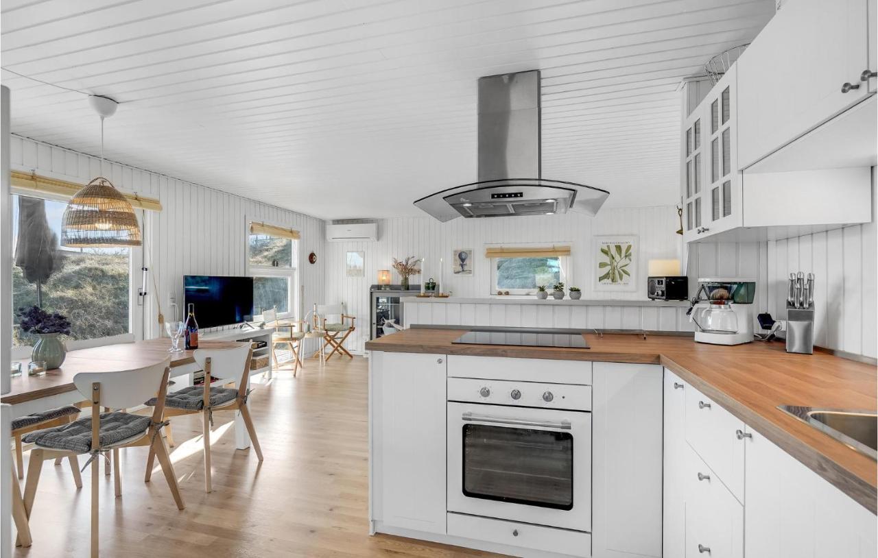 Stunning Home In Fano With House A Panoramic View Kültér fotó
